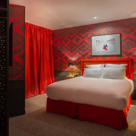 Hotel La Parizienne 3*