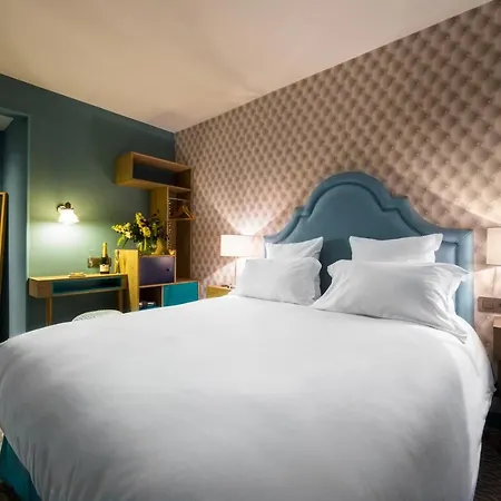 Hotel La Parizienne Parigi