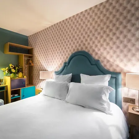 Hotel La Parizienne Parigi